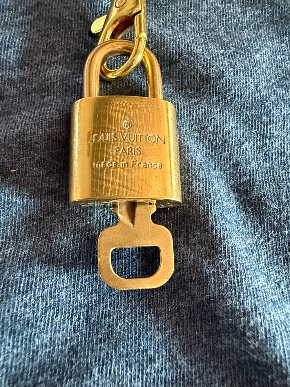 Louis Vuitton Lock & Key - Picture 2 of 5